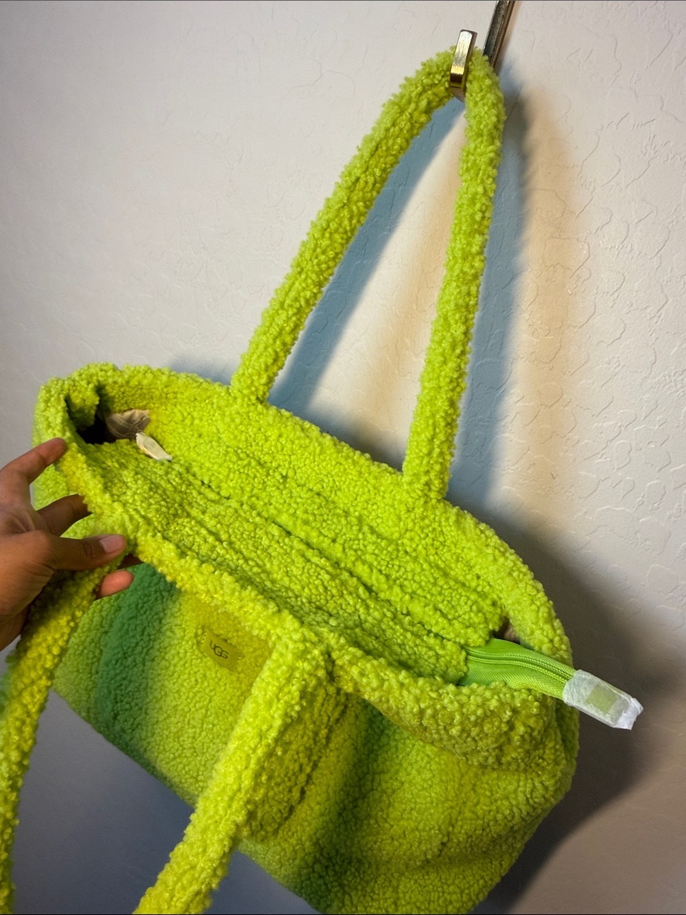 NWOT UGG Adrina Shopper Tote Lime Green Faux Sherling Sherpa - Picture 3 of 6